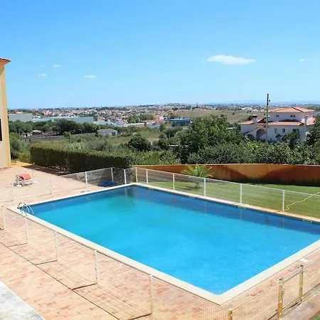 /sunny Countryside With Pool Apartment *