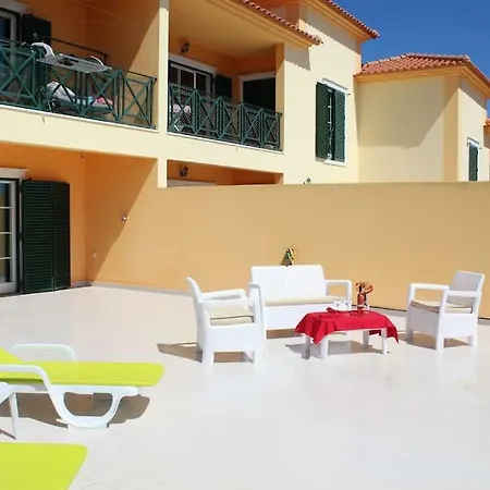 Apartment /sunny Countryside With Pool *