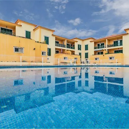 /sunny Countryside With Pool Apartment Cascais